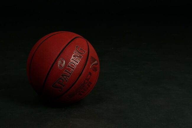 ball-g9f332fc98_1920 Playoffs-de-NBA-finales-conferencia